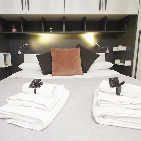 بارليتا B&B Elles Con Parcheggio Interno المظهر الخارجي الصورة